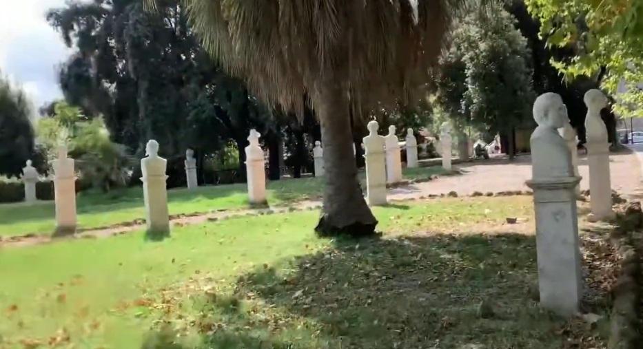 Faro del Gianicolo Monument