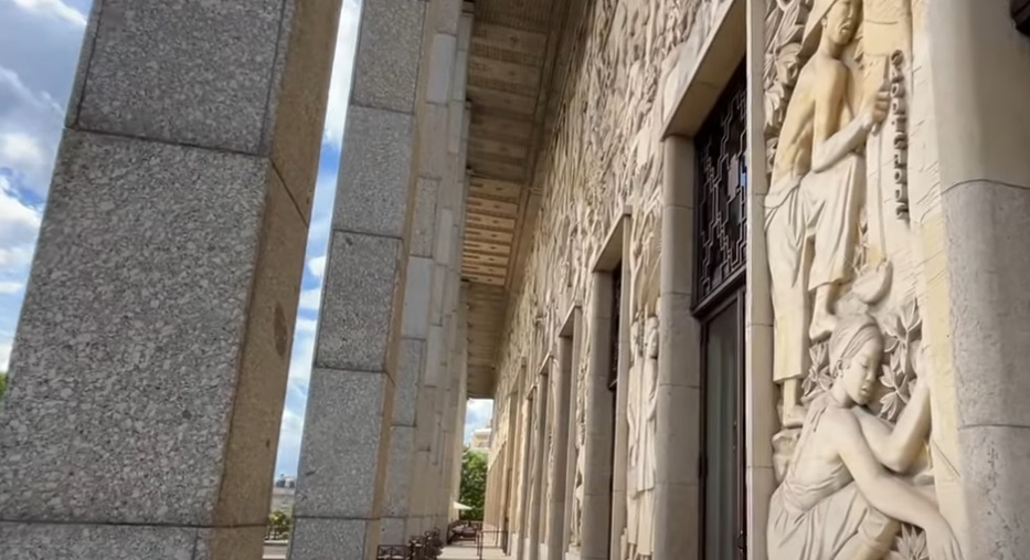 Palais de la Porte Doree Museum